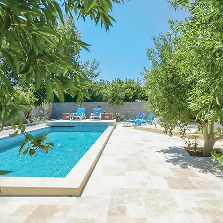 Sleeps 4 Air Con Wifi فيلة بيتيس